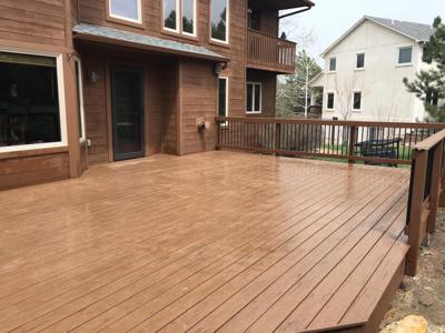 Wood and Steel Rail from Woodland Park Deck Builder