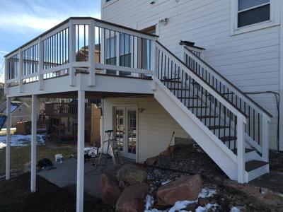 Wood and Steel Rail from Woodland Park Deck Builder