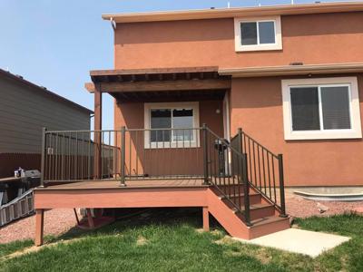 Click to view full size Steel Panel Railing from Woodland Park Deck Builder