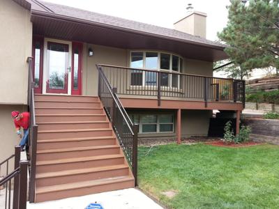 Click to view full size Steel Panel Railing from Woodland Park Deck Builder